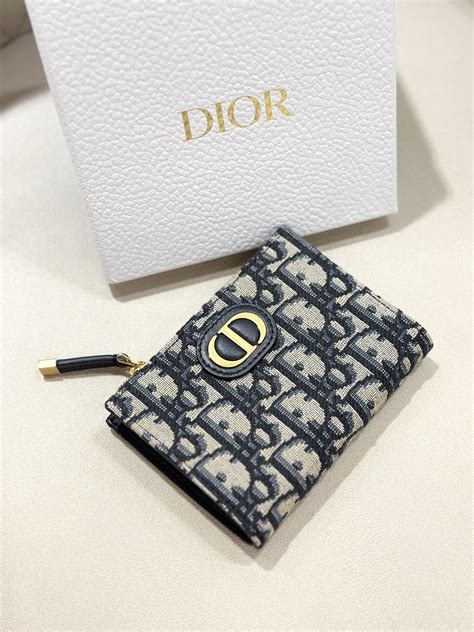 dior 30 montaigne oblique burgundy|Dior 30 montaigne wallet.